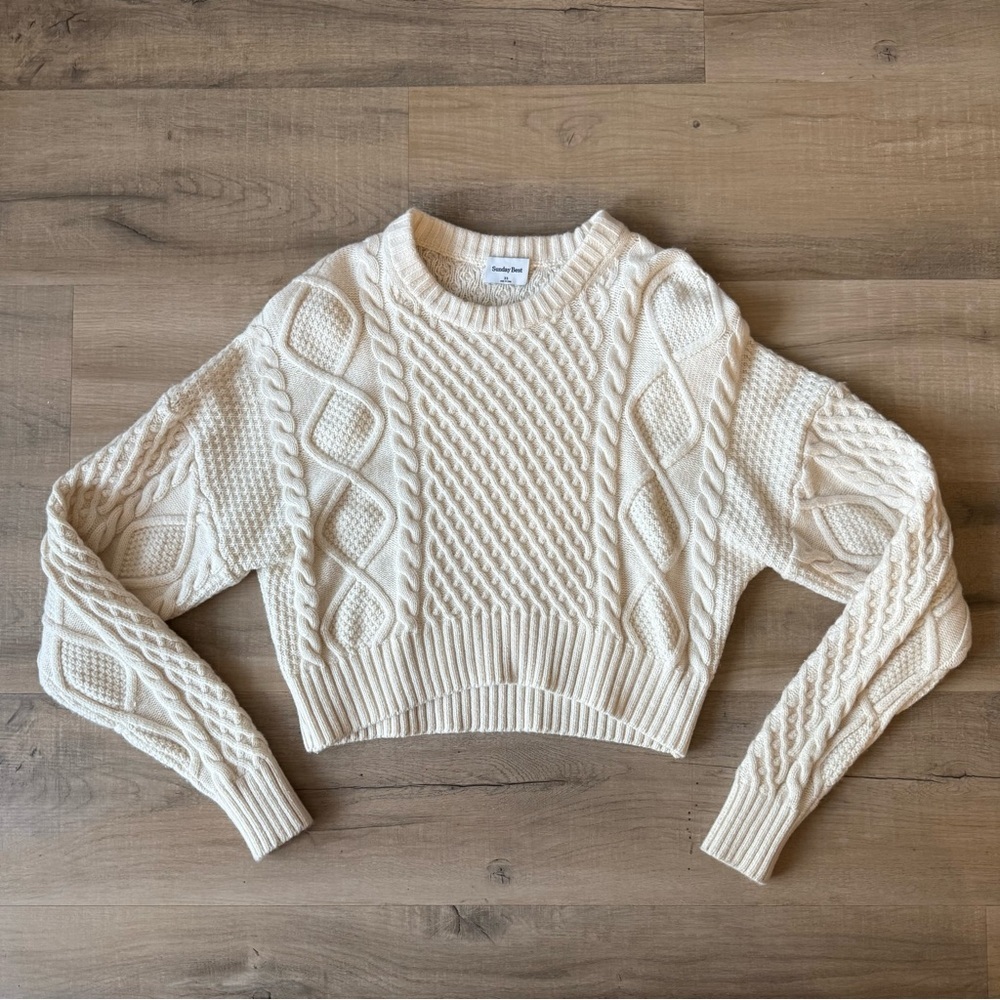Aritzia Sunday Best cream Peggy cropped merino wool cable knit sweater - XS NWOT - Picture 7 of 8